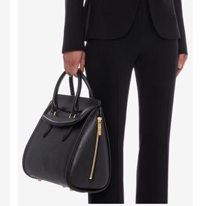 Alexander McQueen black purse ✨